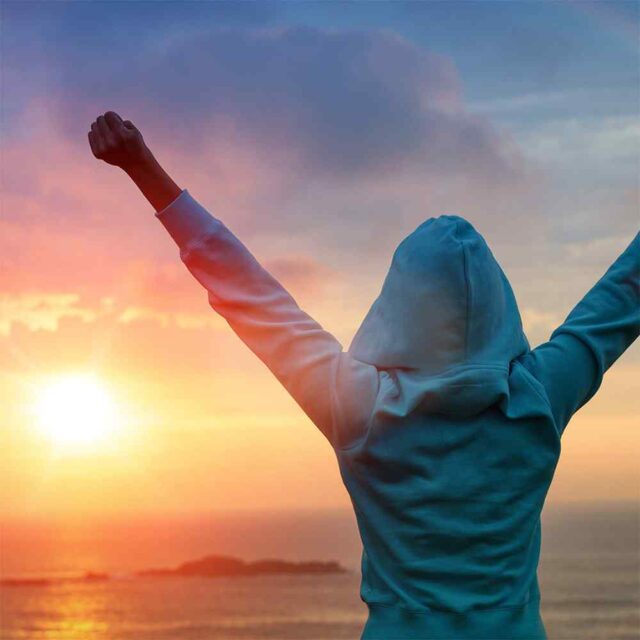 https://new.davidnjerileadership.com/wp-content/uploads/2018/01/img-rising-hands-640x640.jpg